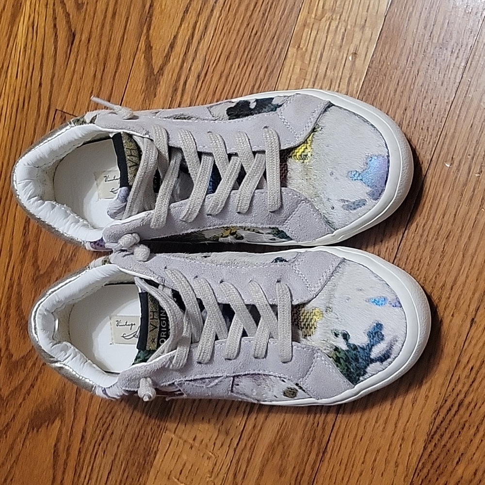 Vintage havana colorful sneakers low top size 8